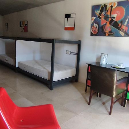 Hostel Puerto Algeciras Exterior photo
